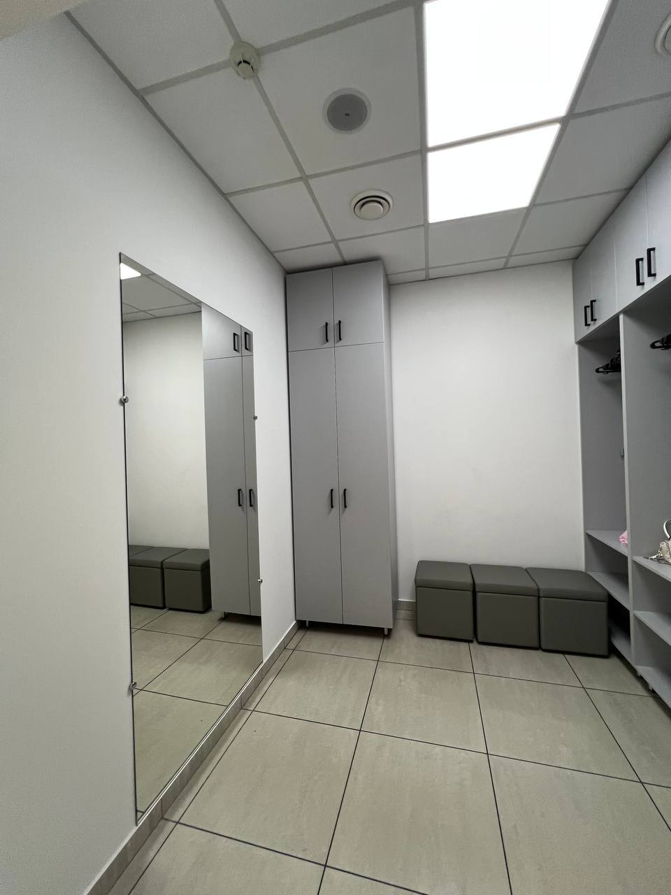 Оренда комерції 412 м², Січових Стрільців вул., 4Д