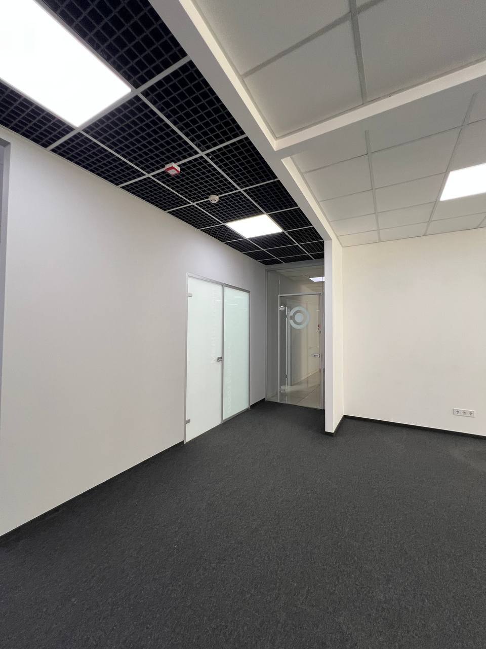 Оренда комерції 412 м², Січових Стрільців вул., 4Д