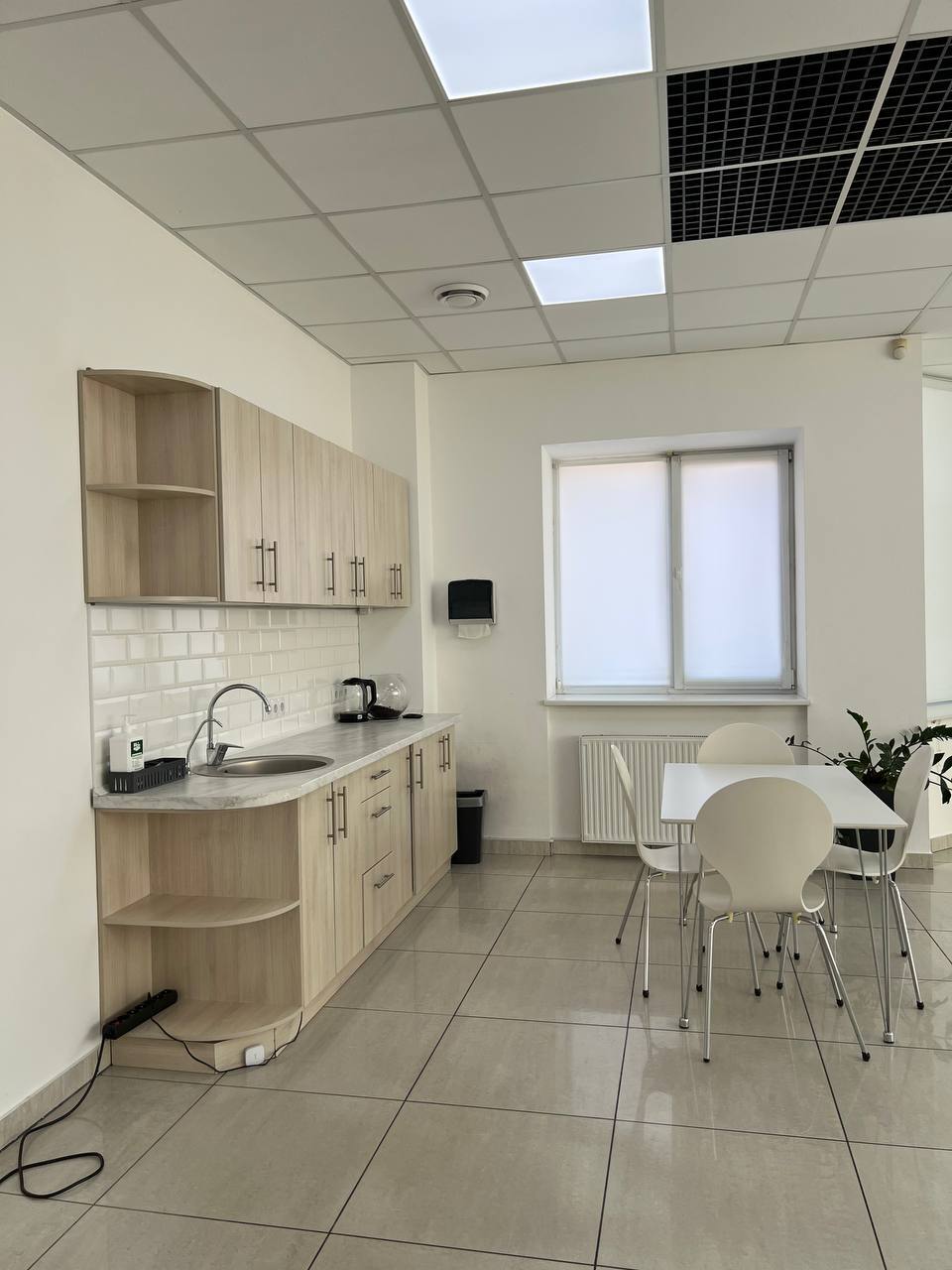 Оренда комерції 412 м², Січових Стрільців вул., 4Д