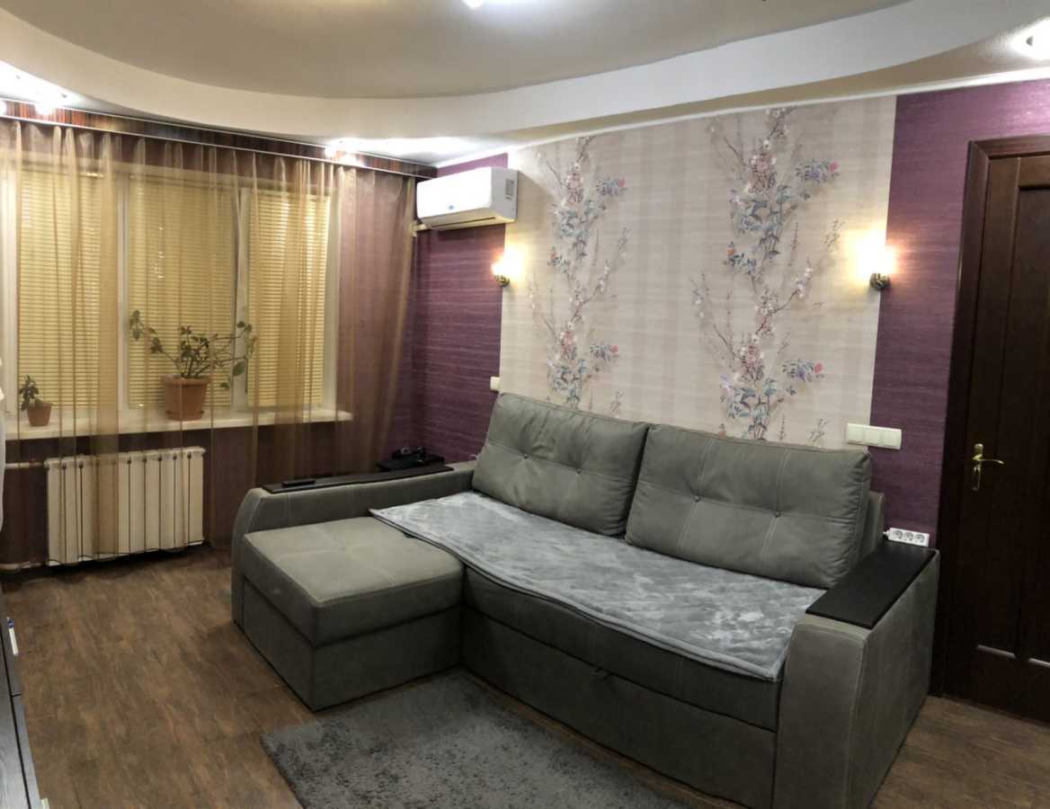 Продаж 2-кімнатної квартири 46 м², Автозаводська вул., 89