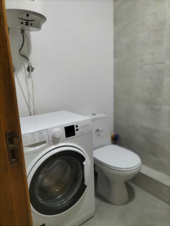 Продаж 3-кімнатної квартири 64 м², Старокозацька вул., 41/43