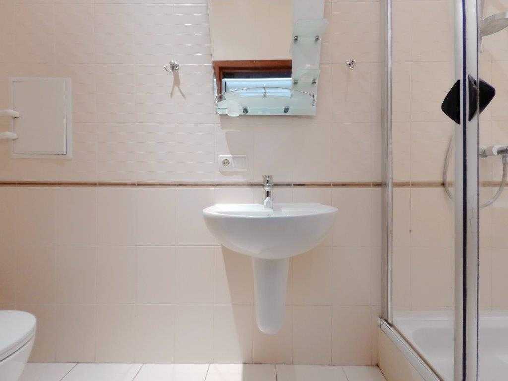 Оренда 3-кімнатної квартири 135 м², Саксаганського вул., 121