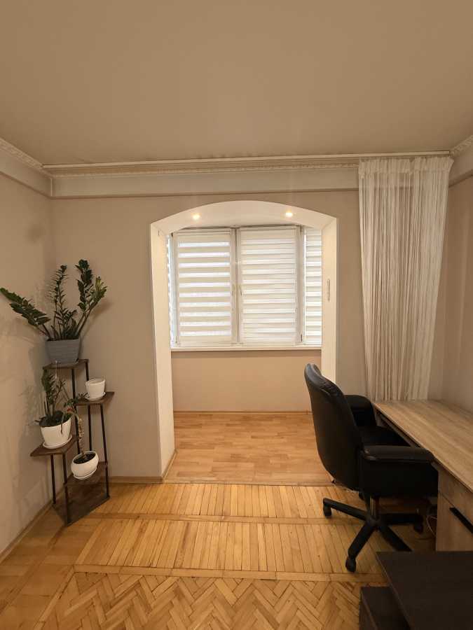 Оренда 3-кімнатної квартири 60 м², Івана Миколайчука вул., 3/1