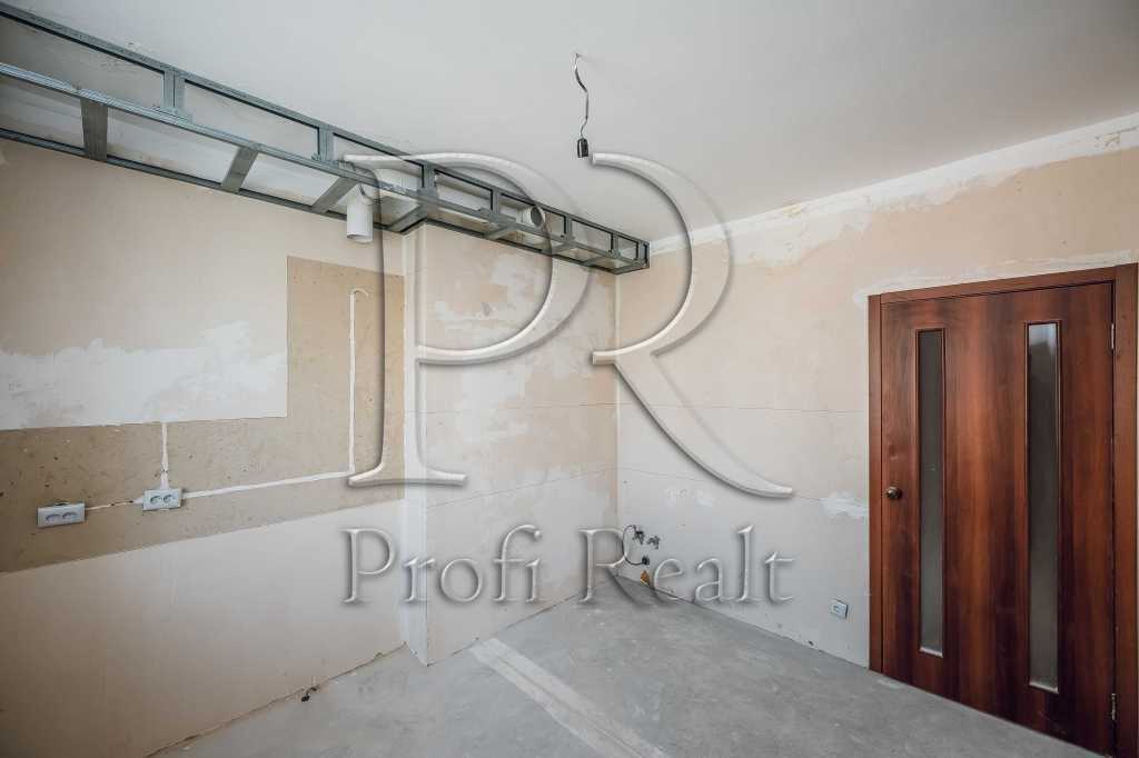 Продаж 2-кімнатної квартири 62 м², Чубинського вул., 8А