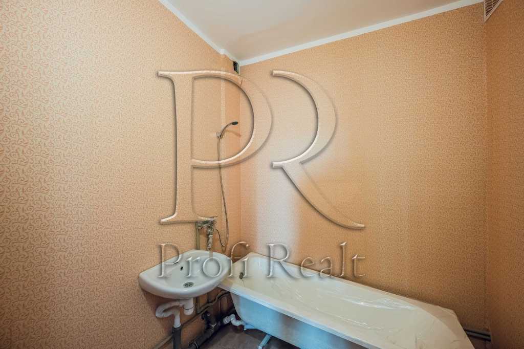 Продаж 2-кімнатної квартири 62 м², Чубинського вул., 8А