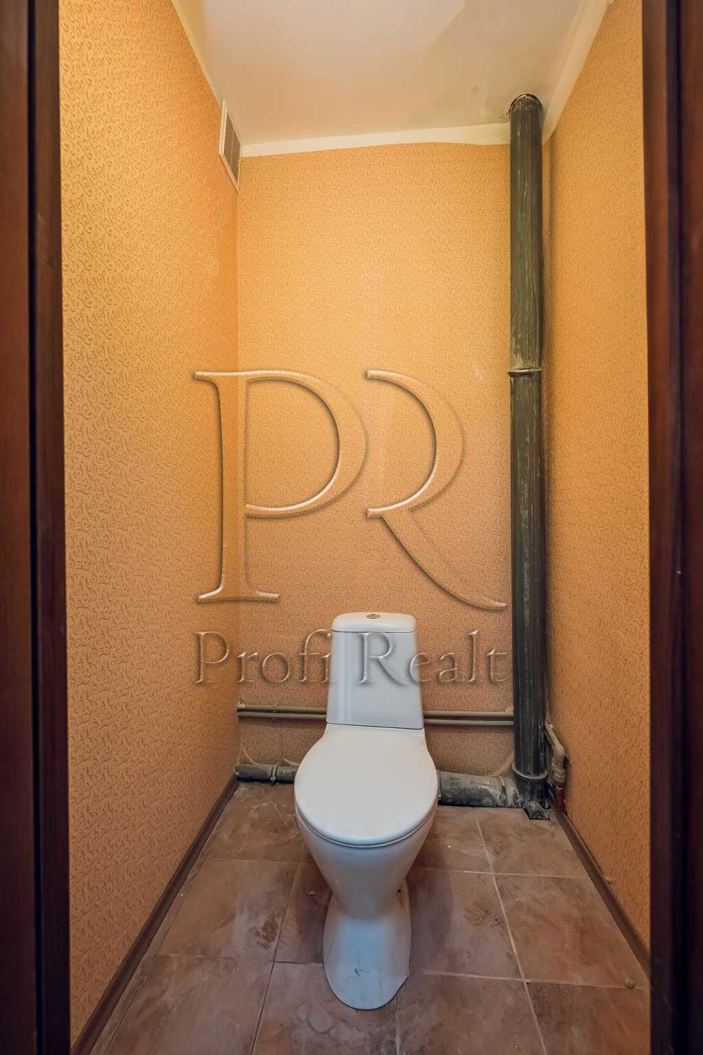 Продаж 2-кімнатної квартири 62 м², Чубинського вул., 8А