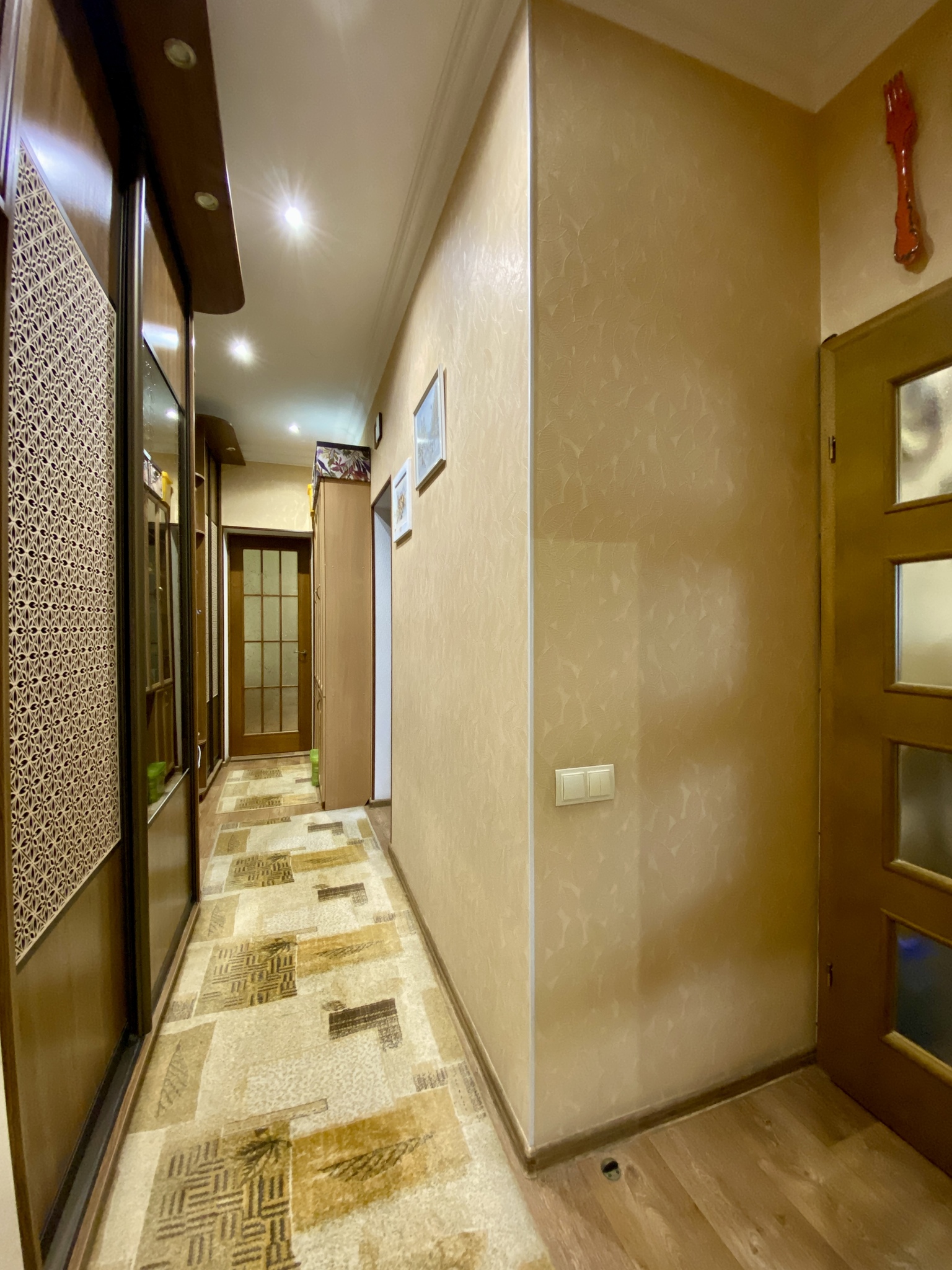 Продажа 2-комнатной квартиры 63 м², Адмиральская ул., 37А