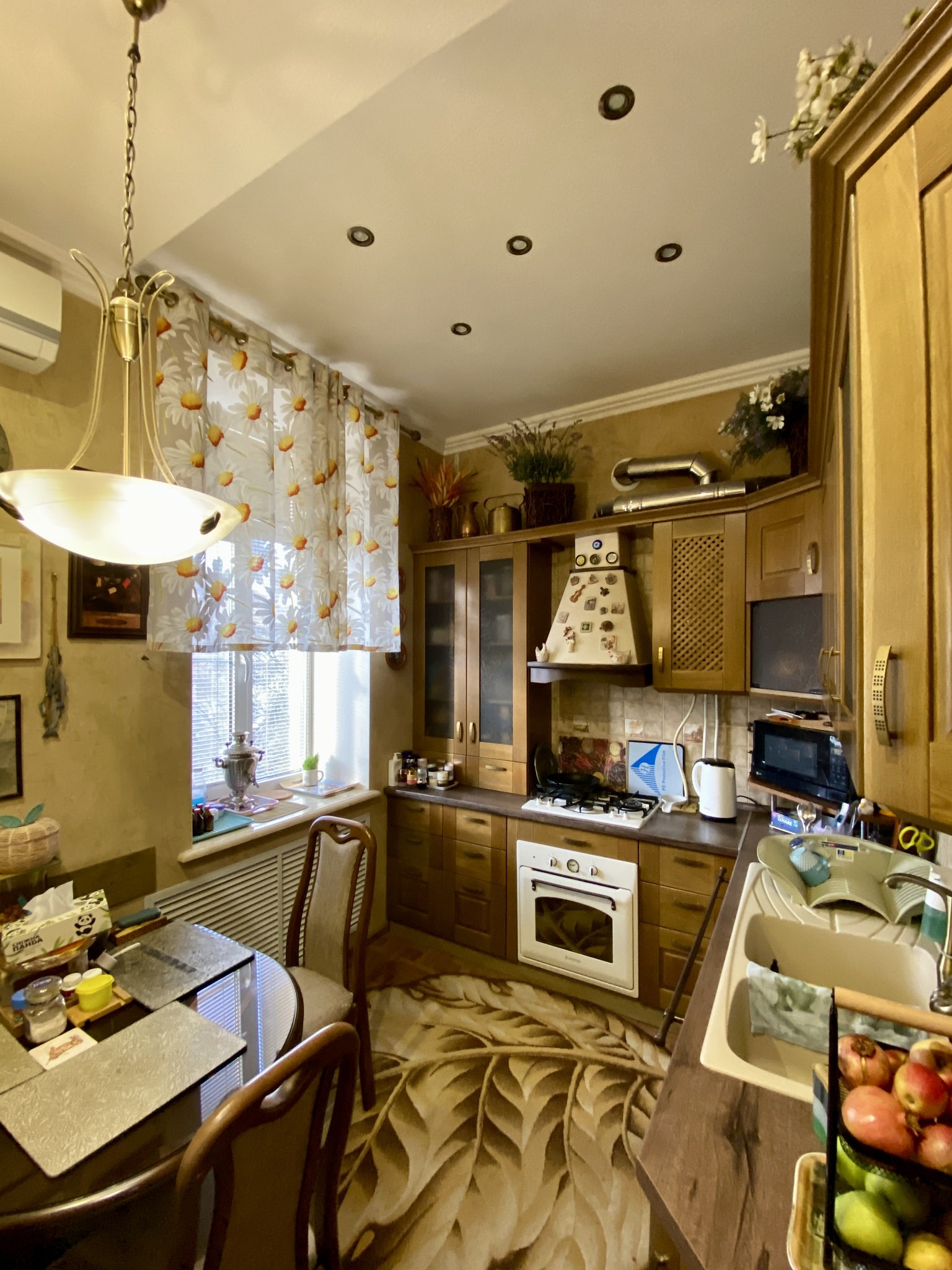 Продажа 2-комнатной квартиры 63 м², Адмиральская ул., 37А