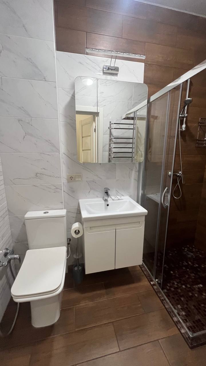 Оренда 1-кімнатної квартири 45 м², Гагаринське плато, 5/2