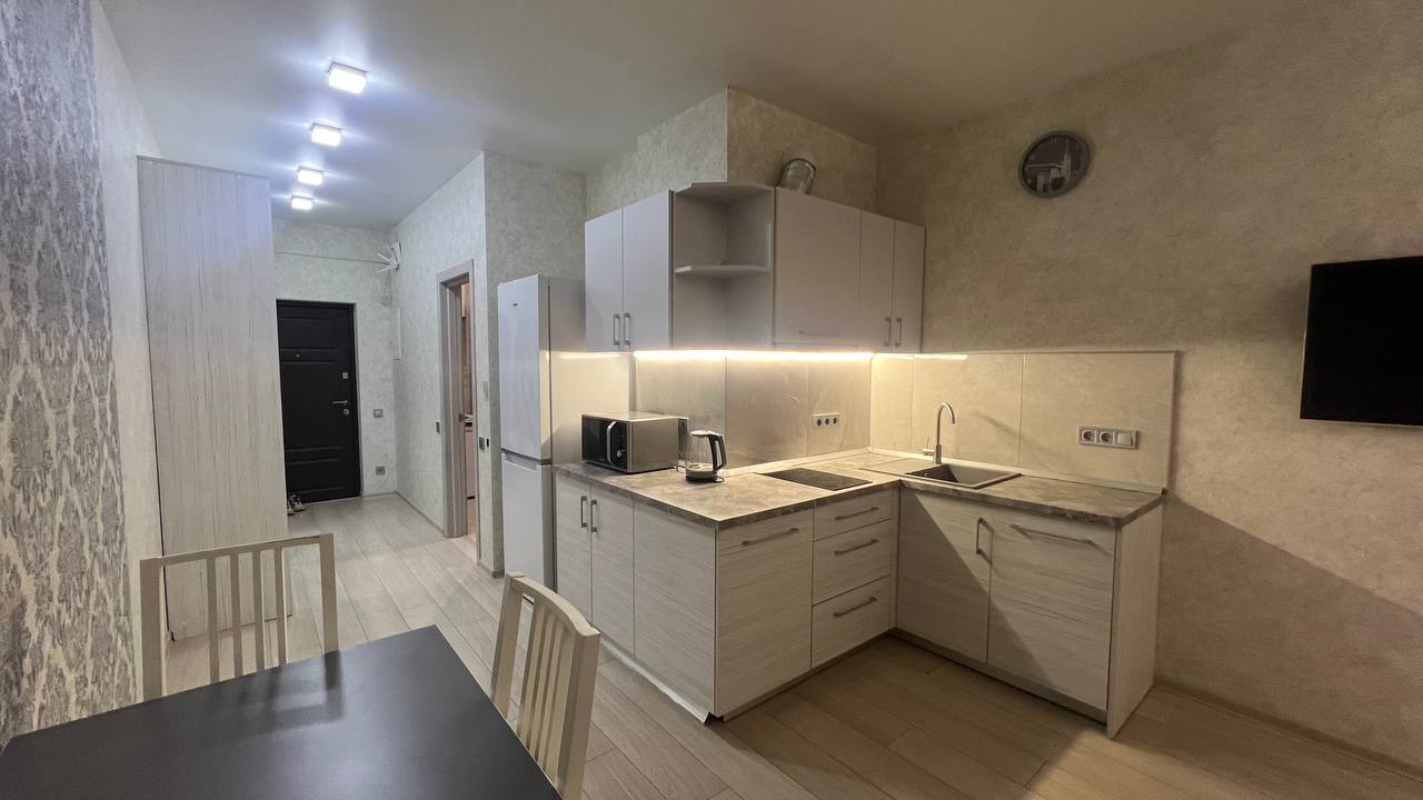 Оренда 1-кімнатної квартири 40 м², Гагарінське Плато вул., 5/2