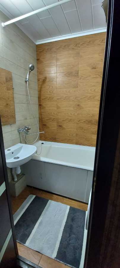 Продажа 3-комнатной квартиры 72 м², Балакирева ул., 50