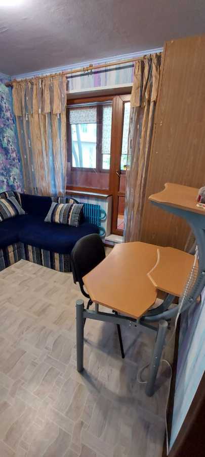 Продажа 3-комнатной квартиры 72 м², Балакирева ул., 50