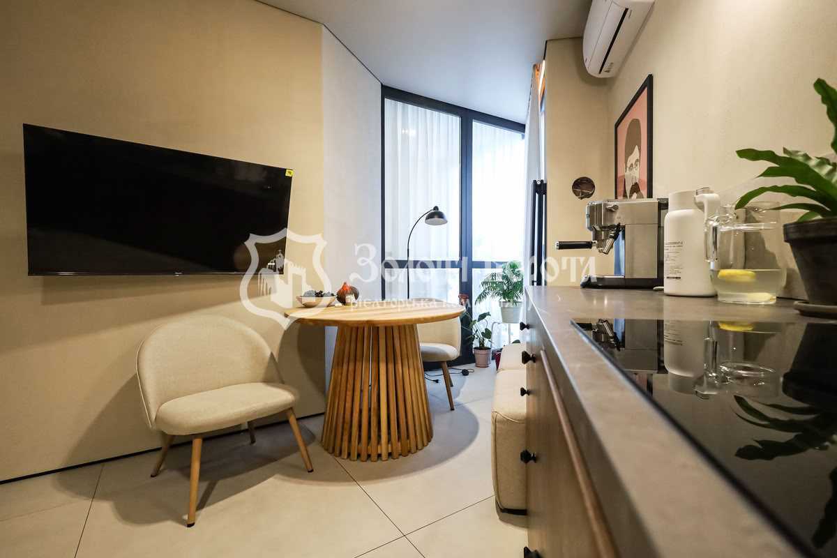 Продажа 2-комнатной квартиры 60.4 м², Радистов ул., 40