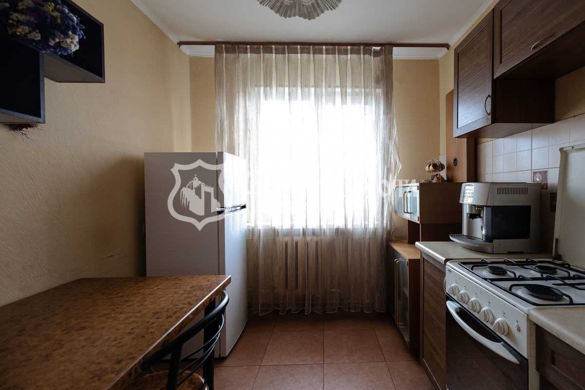 Продаж 2-кімнатної квартири 44.5 м², Соборності просп., 9