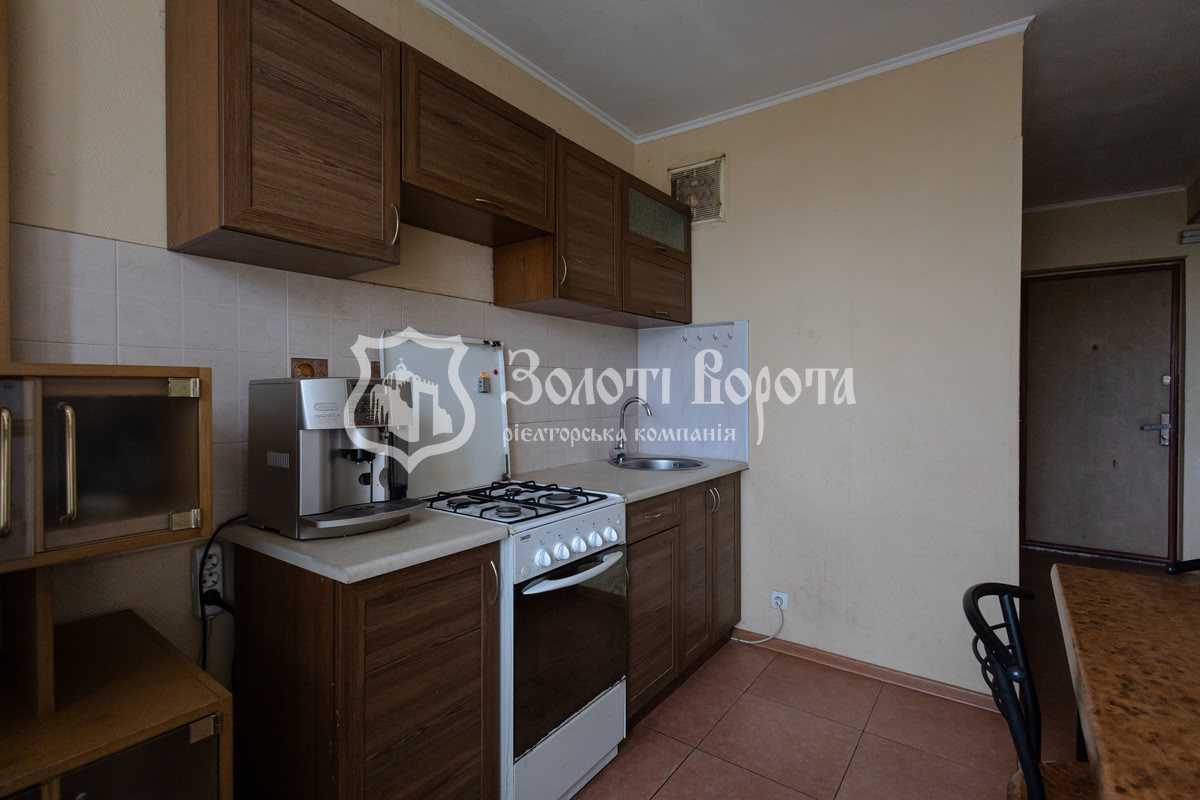 Продаж 2-кімнатної квартири 44.5 м², Соборності просп., 9