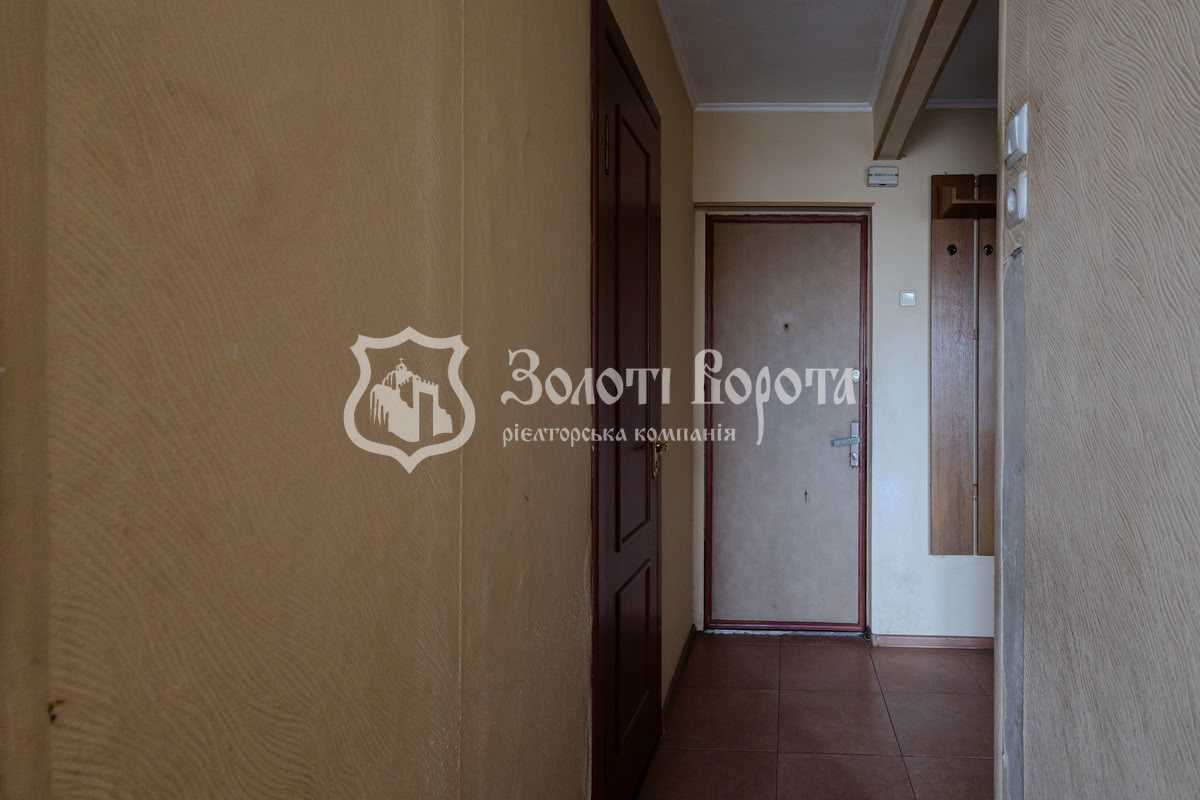 Продаж 2-кімнатної квартири 44.5 м², Соборності просп., 9