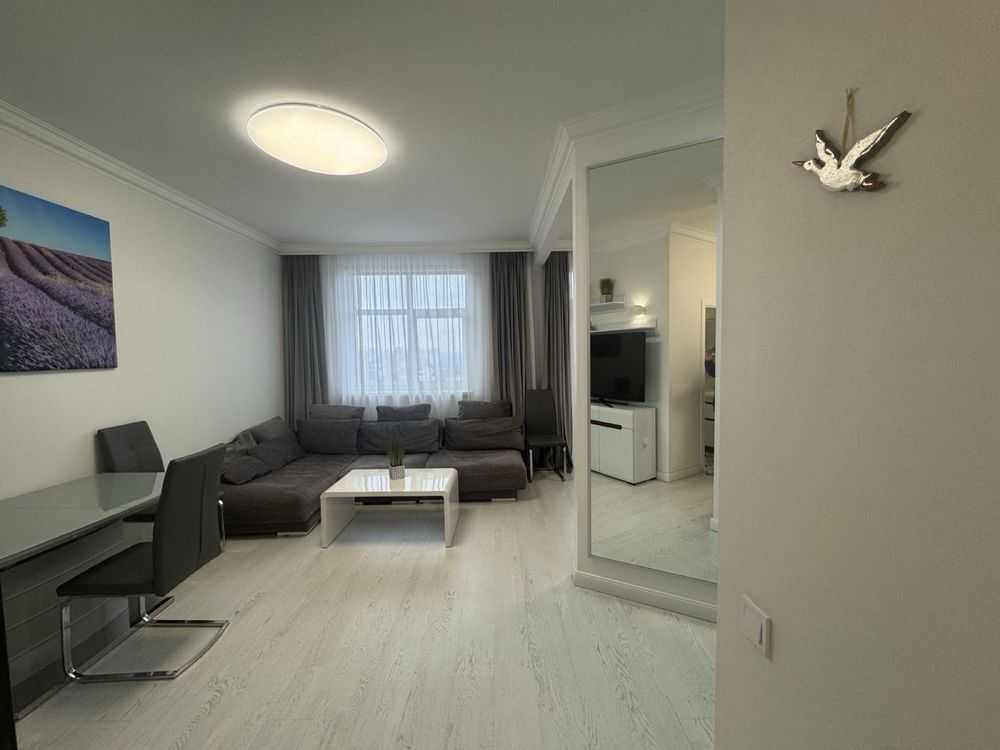 Продажа 1-комнатной квартиры 42.8 м², Василия Тютюнника ул., 51/1А