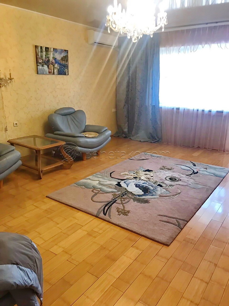 Продаж 3-кімнатної квартири 136 м², Армійська вул., 23
