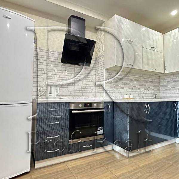 Продаж 1-кімнатної квартири 44 м², Чубинського вул., 4