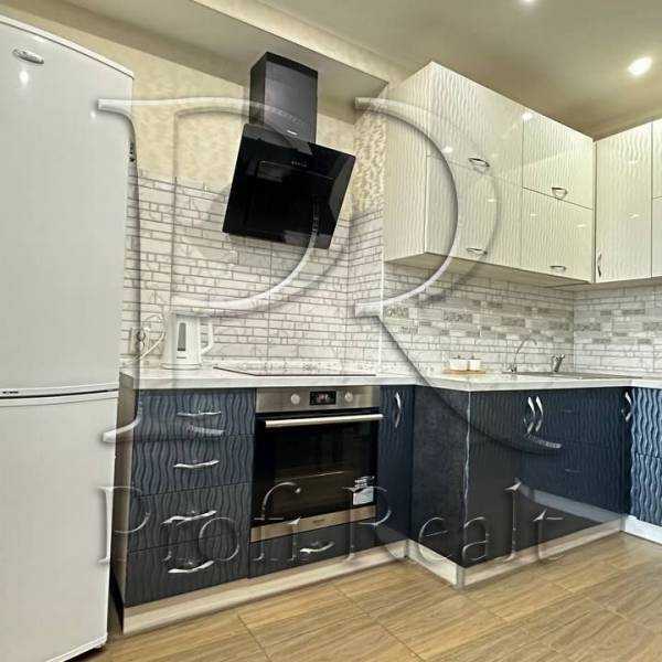 Продаж 1-кімнатної квартири 44 м², Чубинського вул., 4