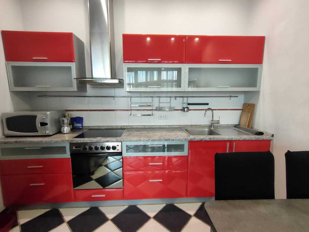 Оренда 3-кімнатної квартири 86 м², Володимирська вул., 49А