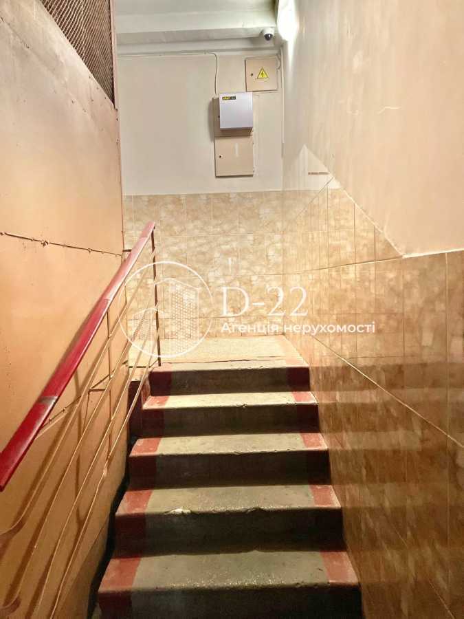 Продаж 2-кімнатної квартири 60.6 м², Глібова вул., 7