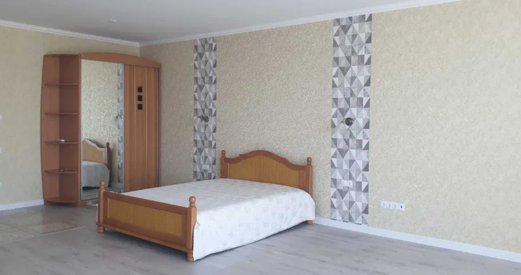 Продаж 1-кімнатної квартири 47 м², Гагарина просп.