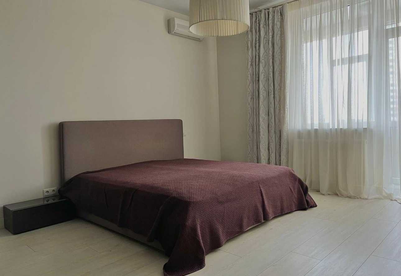 Аренда 3-комнатной квартиры 130 м², Леси Украинки бул., 7Б