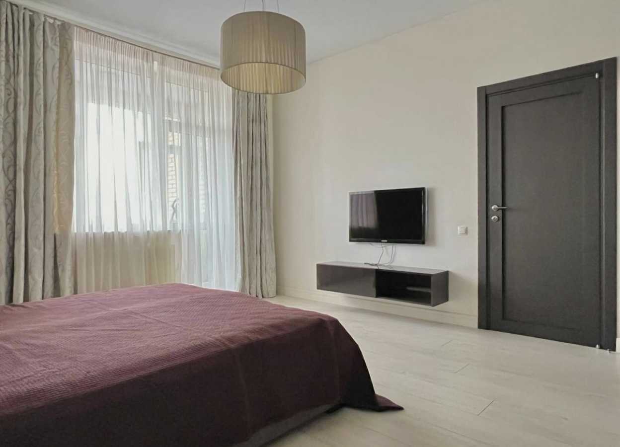 Аренда 3-комнатной квартиры 130 м², Леси Украинки бул., 7Б