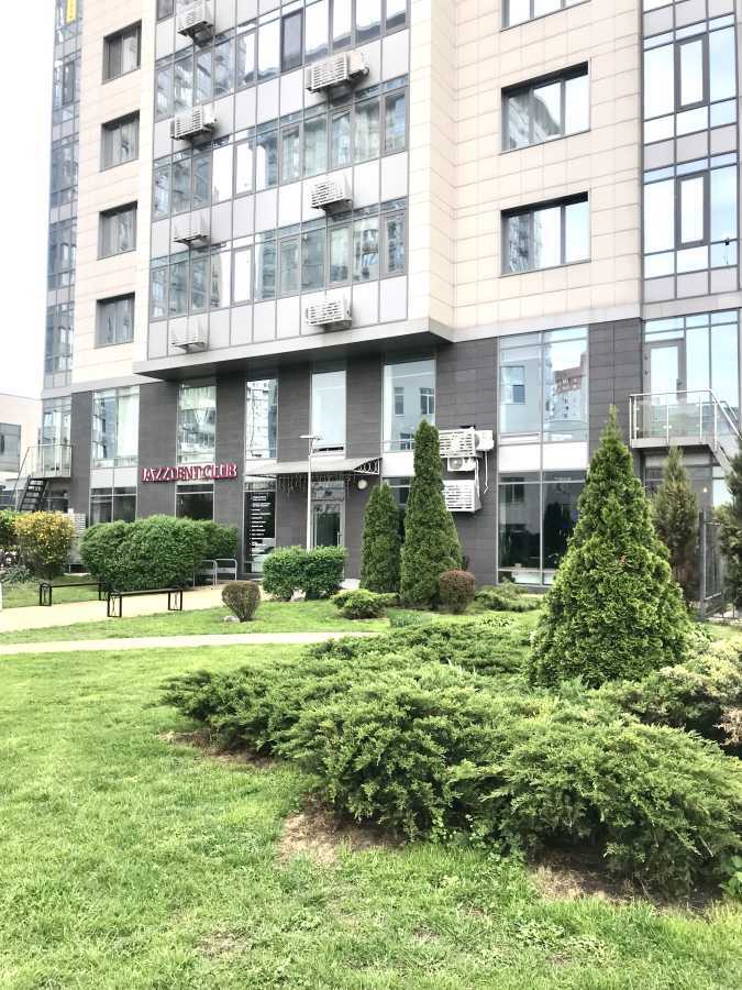 Продажа 3-комнатной квартиры 128 м², Трускавецкая ул., 2А