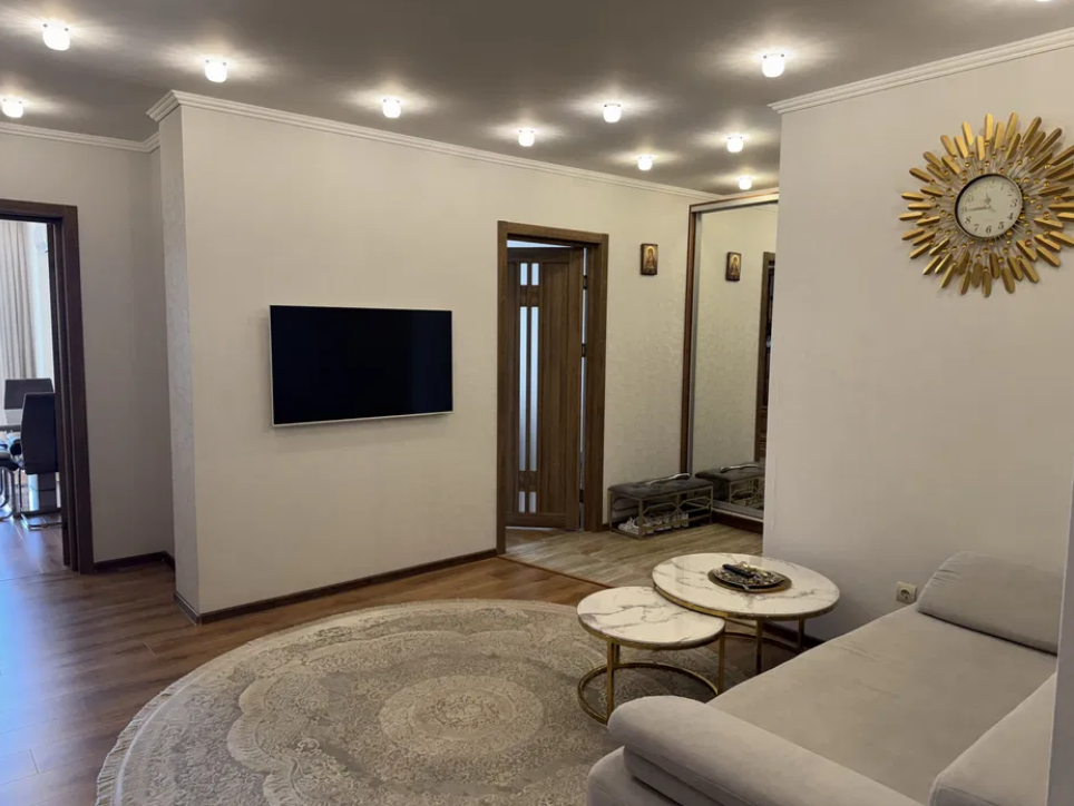 Продажа 2-комнатной квартиры 91 м², Малиновского Маршала ул.