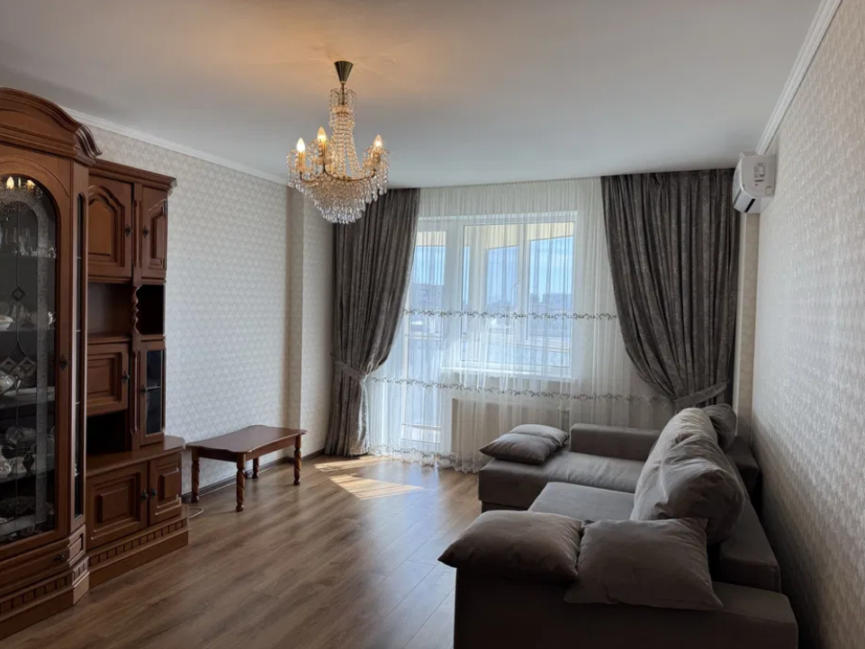 Продажа 2-комнатной квартиры 91 м², Малиновского Маршала ул.