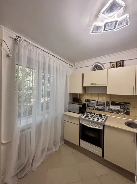 Продажа 2-комнатной квартиры 44 м², Радостная ул.