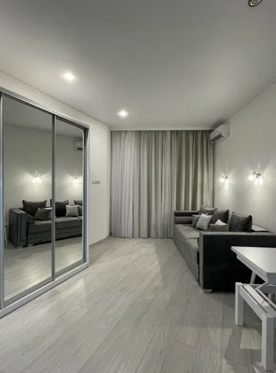 Продажа квартиры со свободной планировкой 35 м², Клубничный пер.