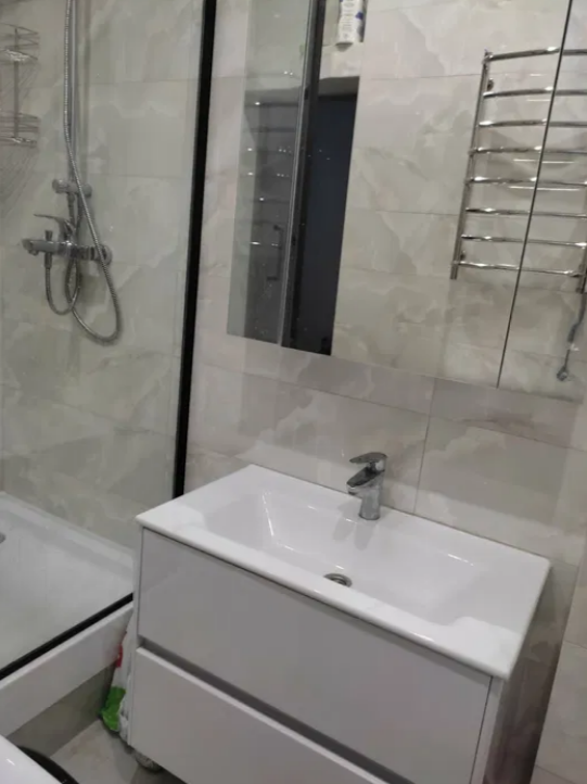 Продажа квартиры со свободной планировкой 35 м², Клубничный пер.