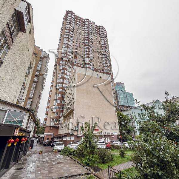 Продажа 1-комнатной квартиры 46 м², Жилянская ул., 118