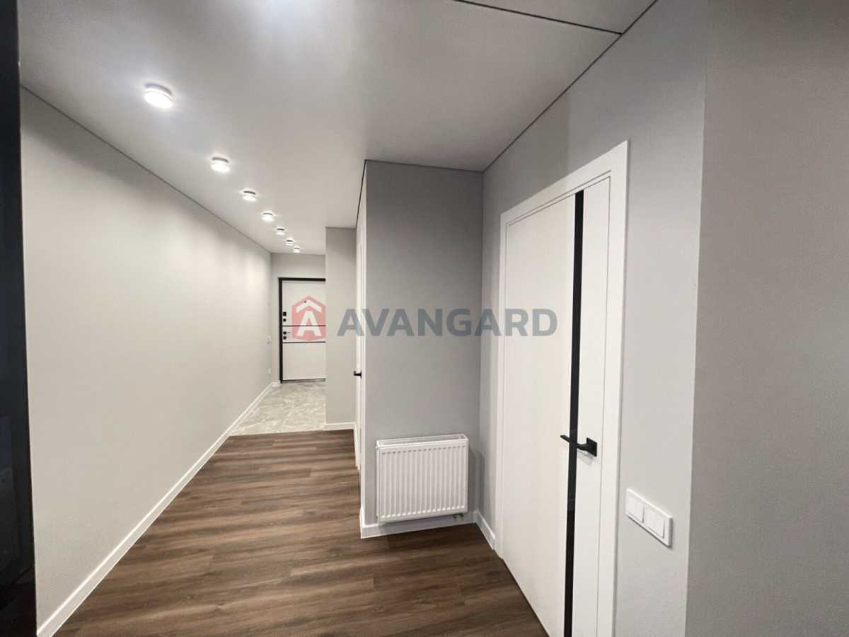 Продажа 2-комнатной квартиры 78 м², Михаила Максимовича ул., 32б