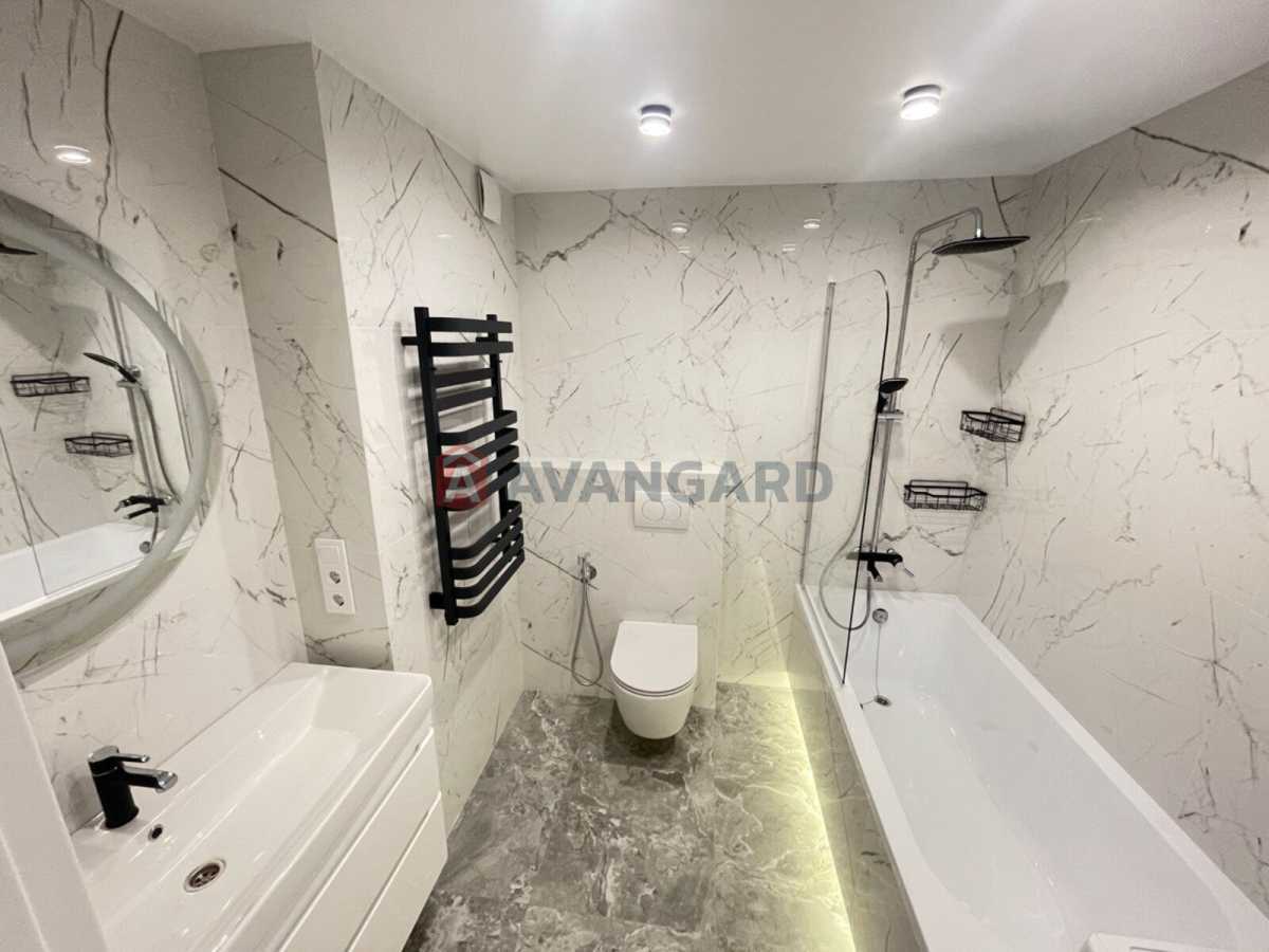 Продажа 2-комнатной квартиры 78 м², Михаила Максимовича ул., 32б