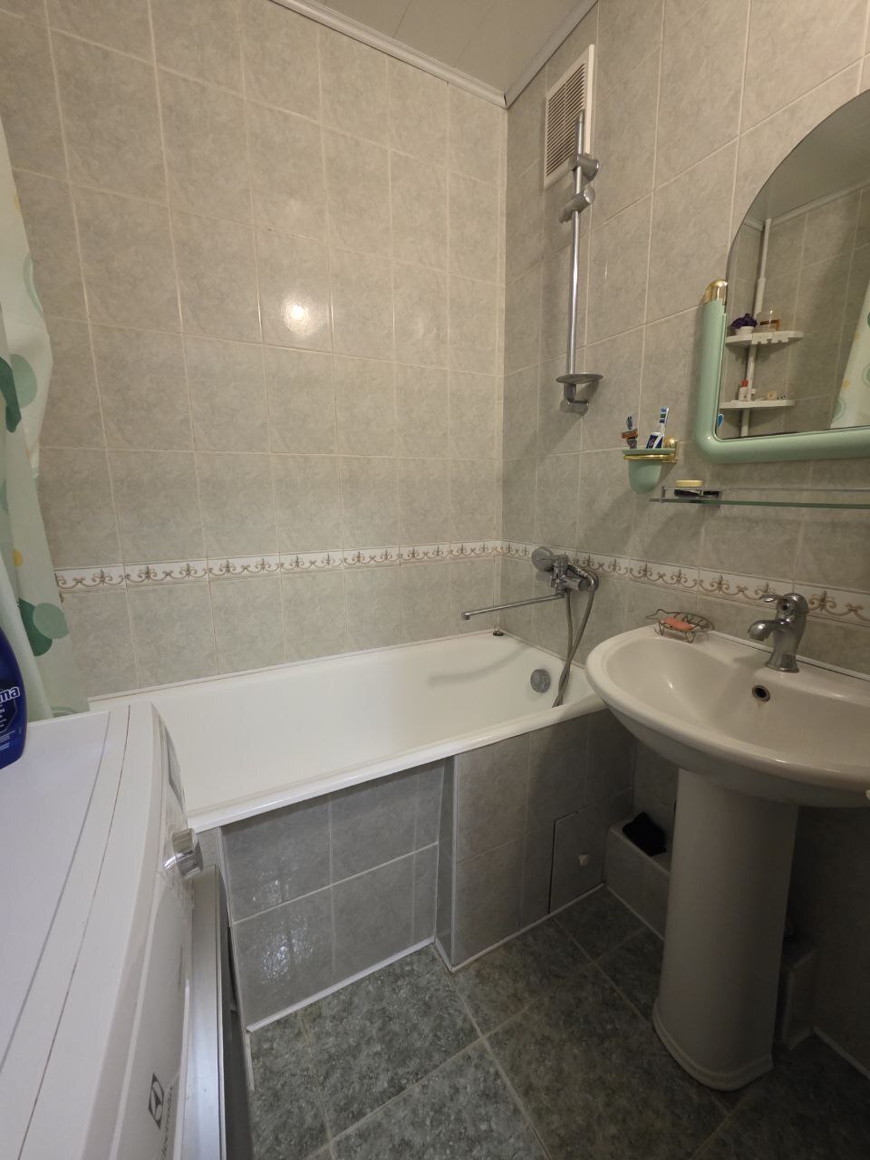 Продажа 3-комнатной квартиры 72 м², Коломенская ул., 27