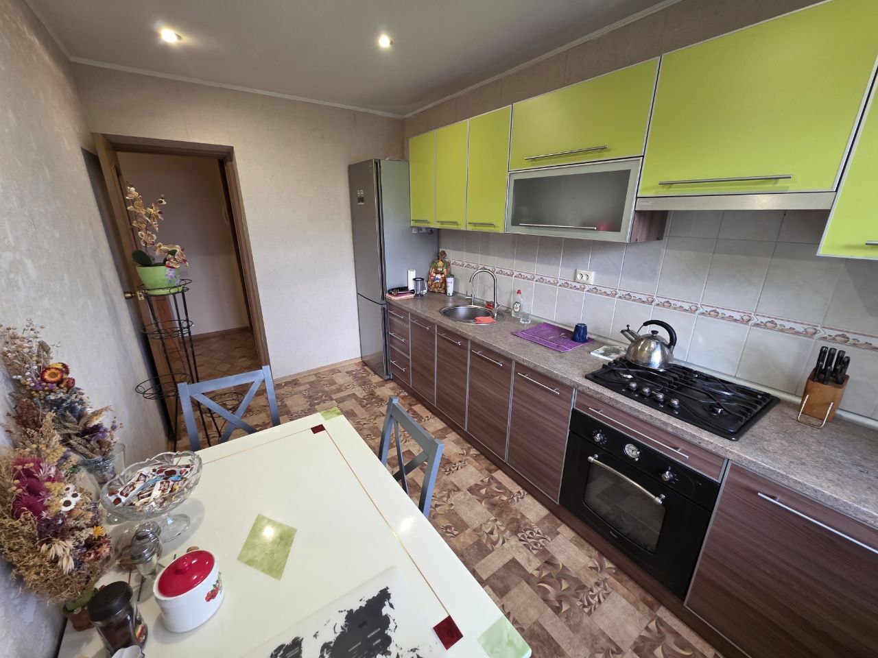 Продажа 3-комнатной квартиры 72 м², Коломенская ул., 27