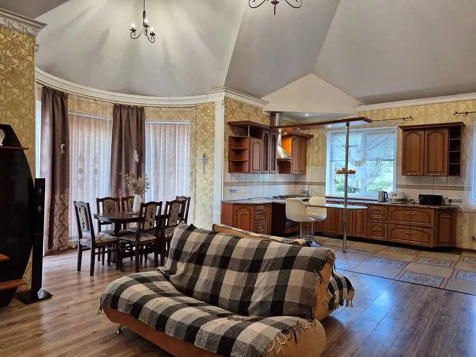 Аренда дома 177 м²