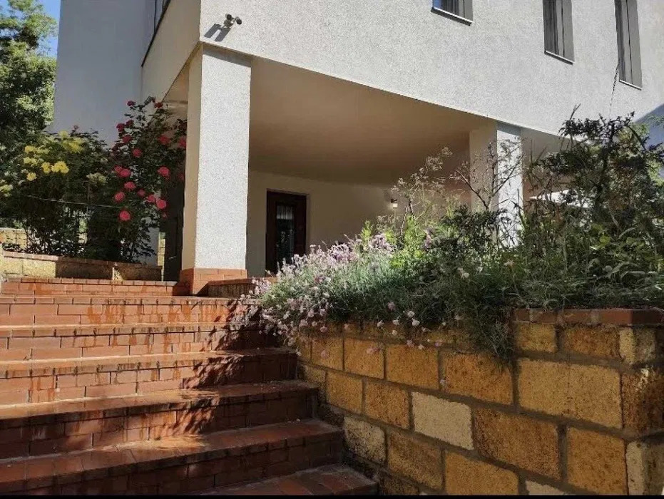 Аренда дома 550 м², Кучмин Яр ул.