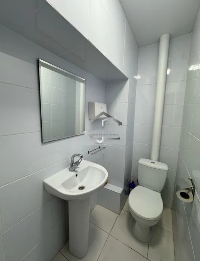 Оренда торговельного приміщення 135 м², Ланжероновская вул.