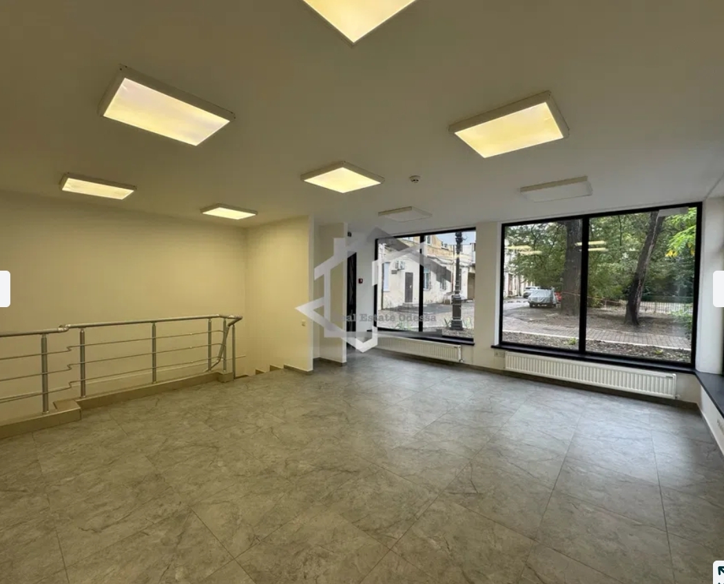 Оренда торговельного приміщення 135 м², Ланжероновская вул.