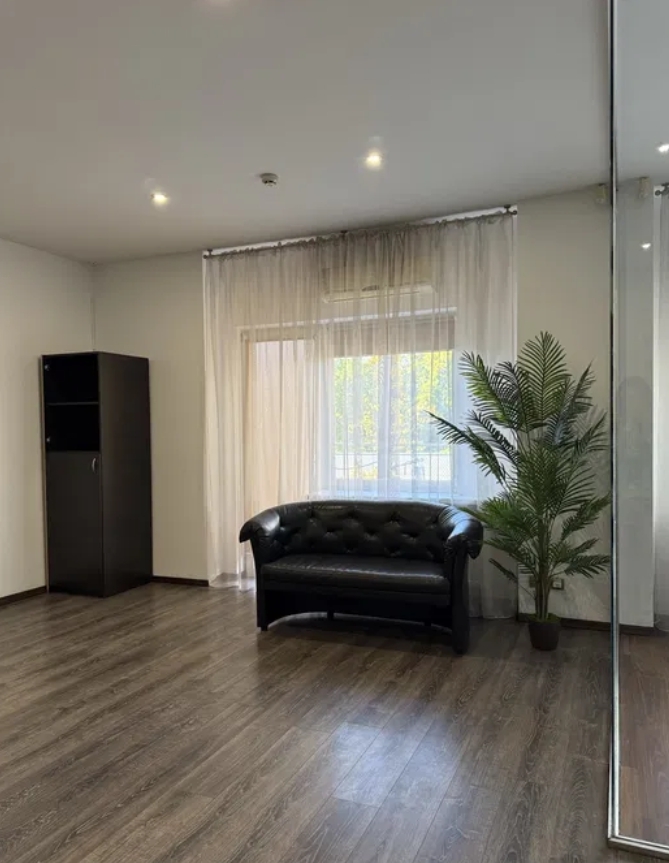 Аренда офиса 60 м², Французский бул.