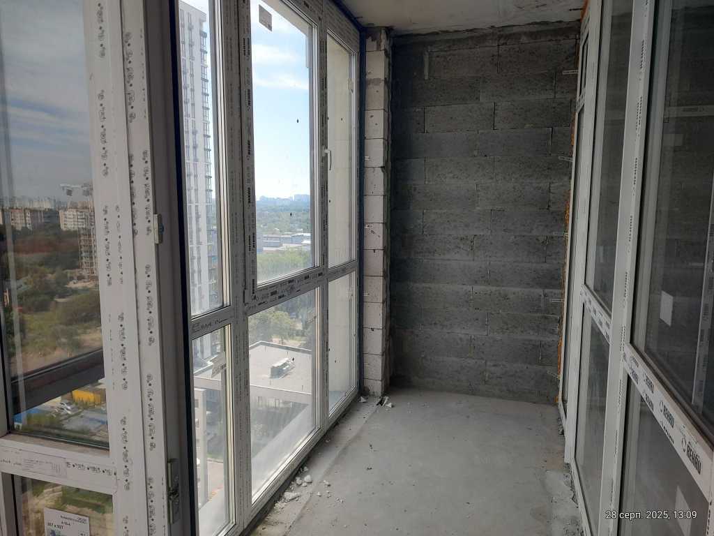 Продаж 2-кімнатної квартири 67.3 м², Родини Крістерів, 2