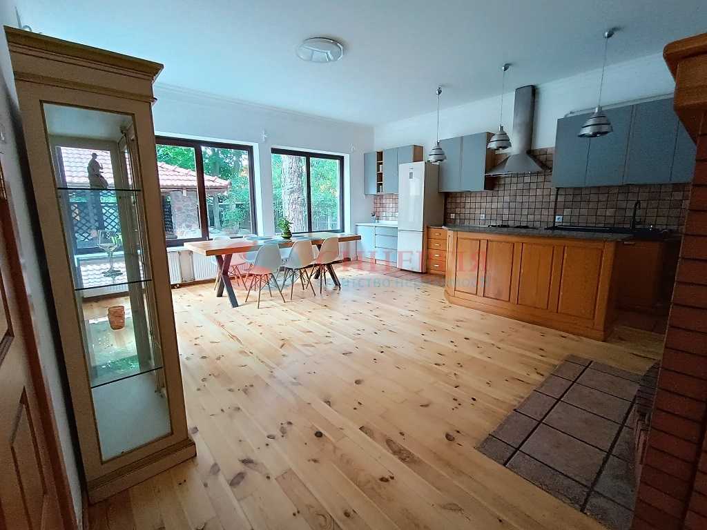 Аренда дома 340 м², Конча-Озерна