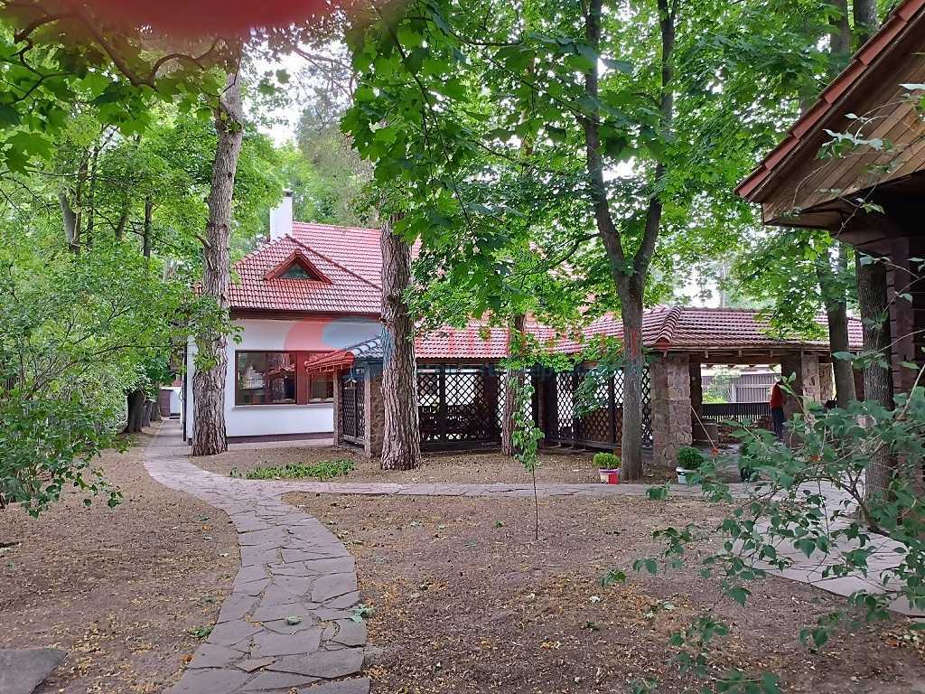 Аренда дома 340 м², Конча-Озерна