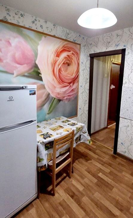 Оренда 1-кімнатної квартири 32 м², Варненська вул.