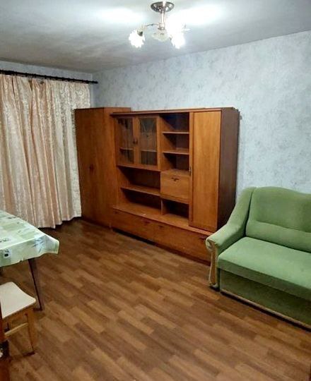 Оренда 1-кімнатної квартири 32 м², Варненська вул.